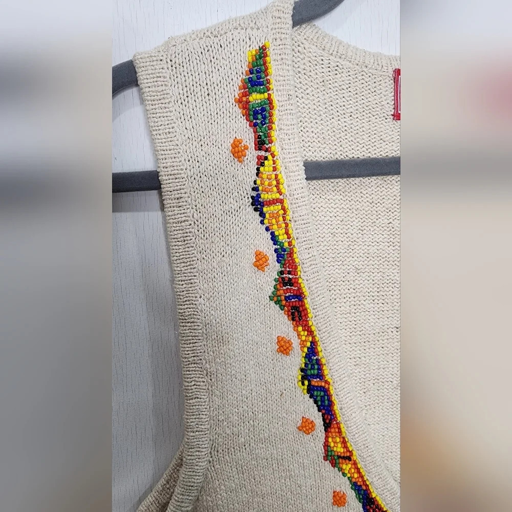Vintage I.V.Y. Sweater Vest Rainbow Beading Cream V Neck Button Up Size M - Picture 9 of 11
